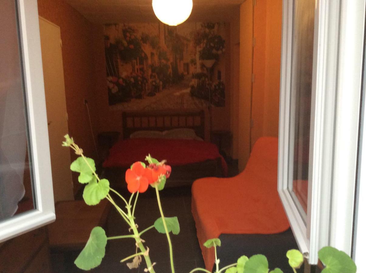Appartement Vert, Compreignac Exterior foto